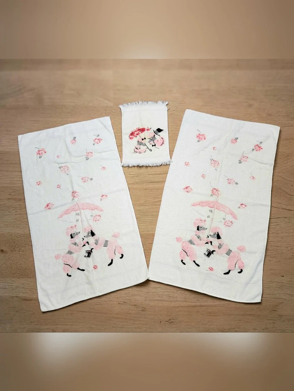 Vintage 50s Cannon French Poodle Roses Towel Set Of 3 Pink White Parasol Cotton